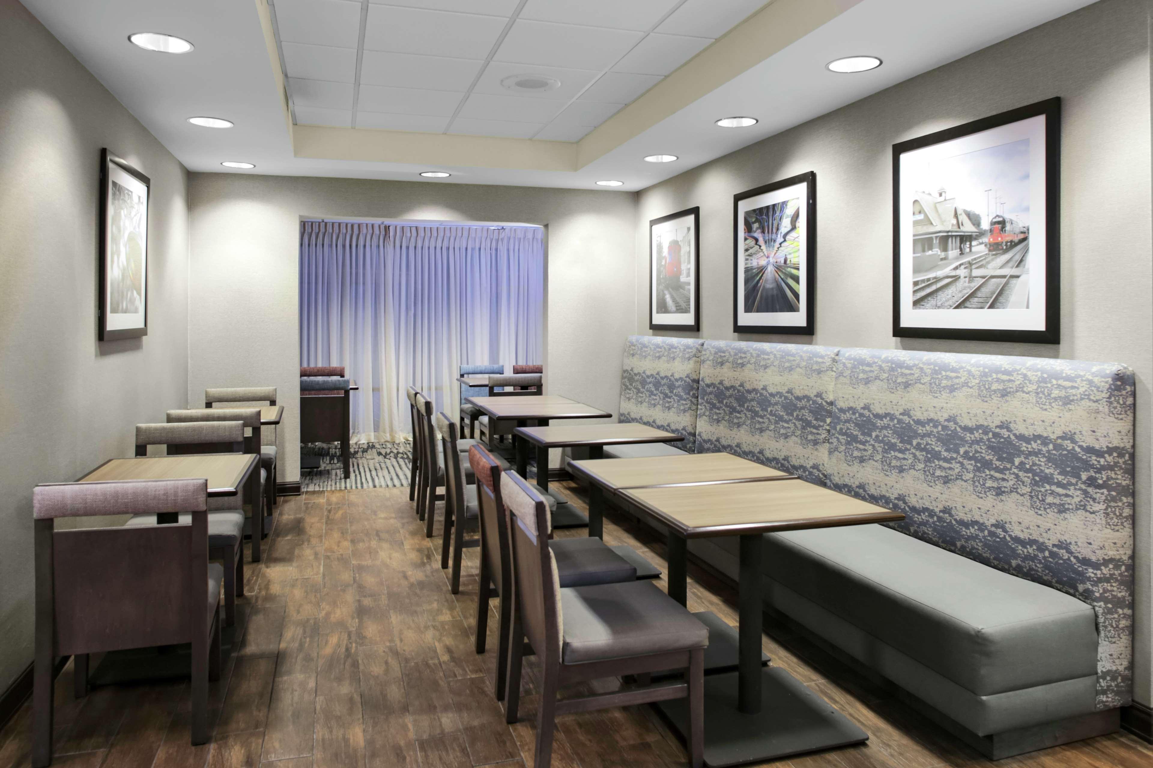 Hampton Inn Chicago Elgin/I-90 Exterior foto